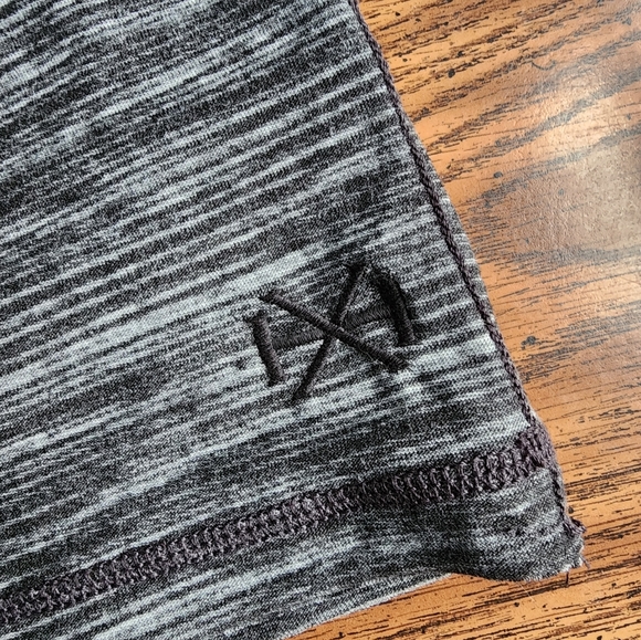 Helix Distressed Polo Shirt - Picture 4 of 6